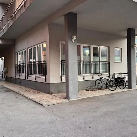 Vic Apartman